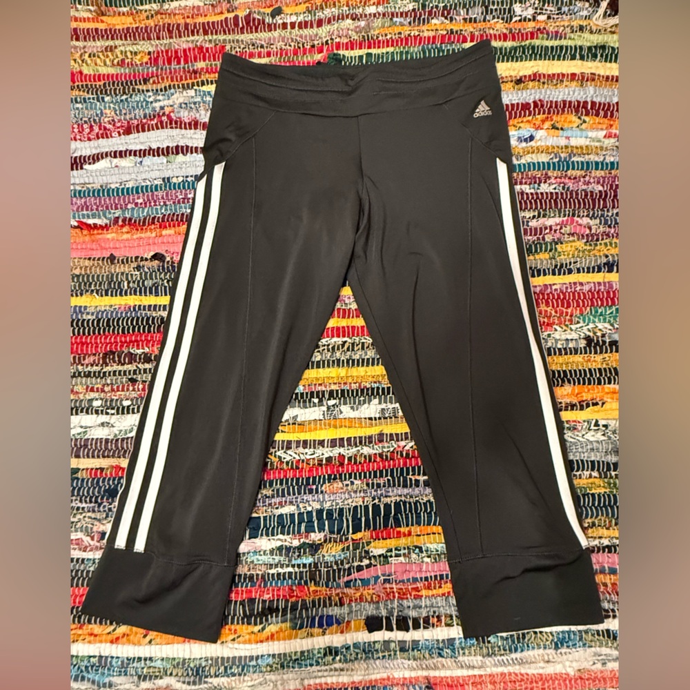 90s Adidas Capri’s